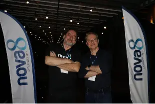 Executivos da Nova8 em evento com parceiros